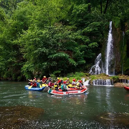 2 Rauri Holiday home Bratca